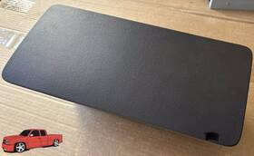 2404084 General Motors 2007-13 Chevy Gmc Pass Side Top Dash Bag Cover Trim Panel Brown Yukon