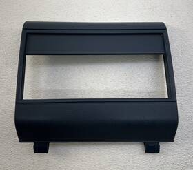 15546025 General Motors Gm Oem 88-94 Chevy Gmc Truck 1500 2500 3500 Center Dash Bezel Without Vents Blue
