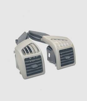 15852757 Gm 04-12 Chevy Colorado Gmc Canyon Dash Ac Heat Vents Driver Lh Pass Rh Silver Oem