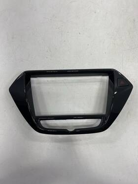 42749848 Gm Chevrolet Trailblazer Dash Center Display Bezel Molding Cover Trim Oem 2021-2023