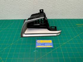 84095201 Gm 17-25 Cadillac Xt5 - Front Left Driver Side Dash Fresh Air Vent Oem