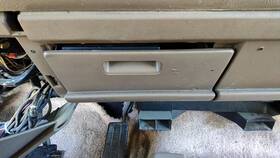 12548313 Gm Trucks 1992-1994 Chevy Suburban Ash Tray Assembly Oem Slide Out Dash Tan