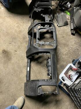 23121312 Gm Trucks 2014-2019 Chevy Silverado 1500 Dash Dashboard Instrument Panel Cover Oem