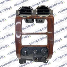 15064029 Gmc 2002-2006 Envoy Xl 02-09 Dash Radio Bezel Trim With Air Vent And Switches