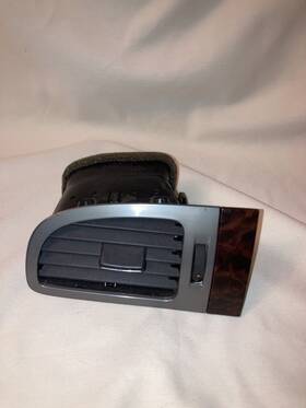 15870243 Gmc 2007-14 Yukon Denali Driver Left Side Dash Ac Air Vent