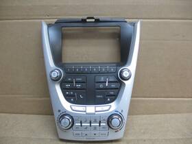 22880247 Gmc 12-15 Terrain Radio Climate Control Panel Center Dash Faceplate
