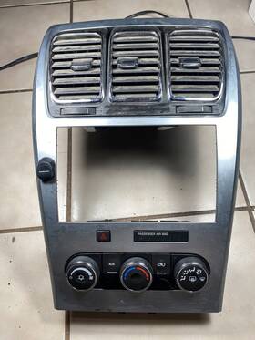 75005100ke Gmc 2007-2012 Acadia Dash Radio Climate Control Heater Bezel Trim Oem