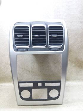 254.gm9a07 Gmc Truck Radio Bezel Dash Trim Panel Fits 2007 2008 2009 2010 2011 2012 Acadia W198
