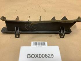 55990-aa010 Honda 2002 Toyota Camry Sedan 2.4 Front Dash Defroster Vent Panel Nozzle Plastic Oem