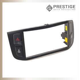 77250-s9v-a61za Honda 77250s9va61za 2005 Pilot Dash Radio Trim Bezel With Hazard Switch