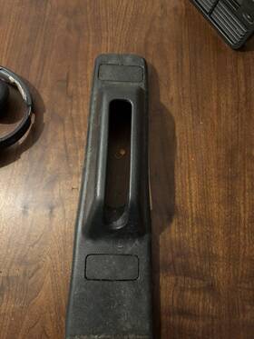 83440-sh2-020zc Honda 88-91 Crx E Brake Parking Console Cover Used Oem Black Small Crack