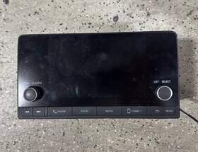 8a1003v0a01 Honda 2023-25 Hr-v Dash Center Display Screen Monitor Radio Receiver Module Oem
