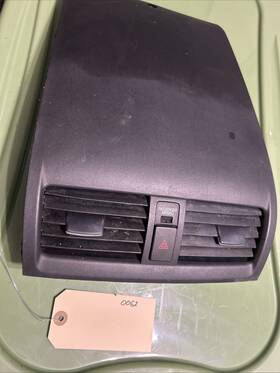 Ga83-511-100 Honda 2003-2007 Accord Center Dash Bezel A/c Air Vents Panel Trim Oem