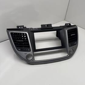 84745c2000un5 Hyundai 2016 2017 2018 Tucson Radio Center Dash Vent Bezel Trim Panel Oem
