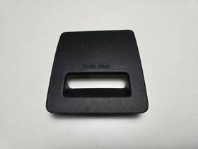 84753-f3100 Hyundai 2018 - 2020 Elantra Interior Dash Fuse Panel Cover Black