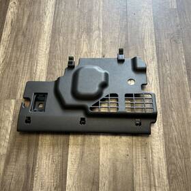 97285-c2000 Hyundai 2015 2016 2017 Sonata Right Side Under Dash Heater Box Cover Panel Oem