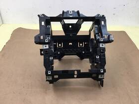 Aw9304320a0121 Jaguar Xj Xjl Front Dash Panel Radio Receiver Bracket Support Frame 10 - 15 Y