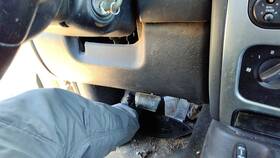 0ze85xdvaa Jeep 2004 Liberty Lower Dash Under Column Knee Bolster Trim Panel Oem Gray Dv