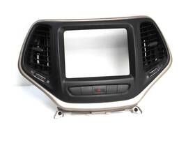 1wg521s5ad Jeep 2013-2017 Cherokee Center Dash Radio Climate Control Air Vent Bezel Oem 70b