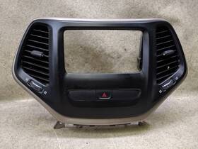 Jeep 254.am8515 Radio Bezel Dash Trim Fits 2014 2015 2016 2017 2018 Cherokee F194-204805