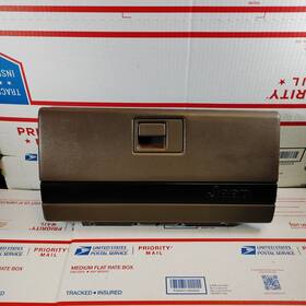 4732039l Jeep Grand Cherokee 93-95 Dash Glove Box Door Factory Oem Zj