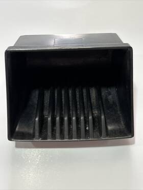 55116061 Jeep 1999-2004 Grand Cherokee Dashboard Ash Tray Ashtray Insert 55116061. Used