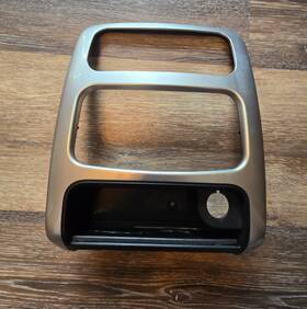 5kc22xzaab Jeep 02-07 Liberty Kj Dash Fm Radio Climate Display Stereo Bezel Trim Panel Silver