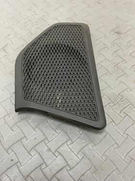 6ab45trmab Jeep 2018 To 2023 Wrangler Dash Right Passenger Speaker Cover Oem A5889 Dg1 6ab45trmab Jeep 2018 To 2023 Wrangler Dash Right Passenger Speaker Cover Oem A5889 Dg1