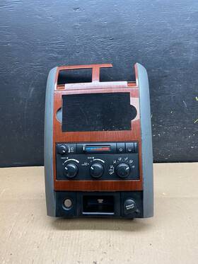 P55057280ae Jeep 2005-2009 Dodge Durango Heat Ac Climate Temperature Control Radio Bezel T4605 Dg