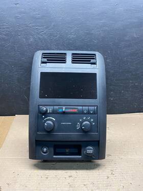 P55057281ae Jeep 2005 - 2009 Dodge Durango Heat Ac Climate Temperature Control Radio Bezel J9509