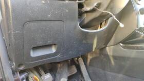 847101u005va Kia 2014-2015 Sorento Lower Dash Under Column Knee Bolster Trim Panel Va Black