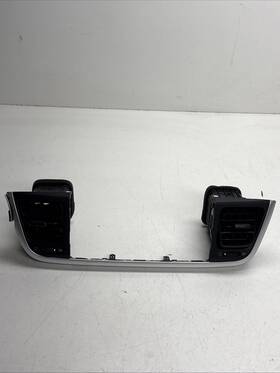 84740-h9000wk Kia 2018-2023 Rio Center Dash Air A/c Vent Bezel Vents Hvac Oem