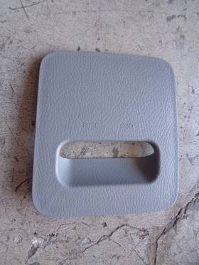 91941-1u621 Kia 2011 - 2013 Sorento Dash Fuse Panel Cover Gray 91941-1u621 Kia 2011 - 2013 Sorento Dash Fuse Panel Cover Gray