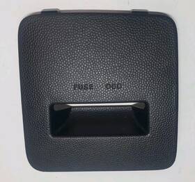 91941-b2620 Kia 2014-2016 Soul Dash Fuse Obd Relay Box Access Cover Lid Oem