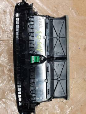 Jk6201820af Land Rover 18 19 20 21 22 Range Sport Center Ac Heat Vent Without Head-up Display
