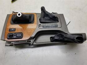 254.le1306 Lexus 2006 Gx470 Center Shifter Bezel 254.le1306 Lexus 2006 Gx470 Center Shifter Bezel