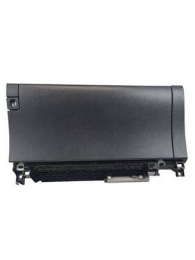 260.le1d12 Lexus Ct200h 2012 Glove Box 594836