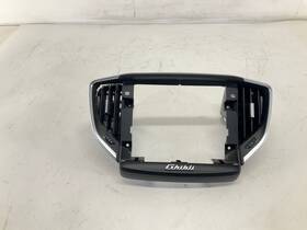 670066392 Maserati 17-20 Ghibli Dashboard Center Display Screen Bezel Trim 670066392 Maserati 17-20 Ghibli Dashboard Center Display Screen Bezel Trim