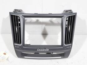 670074922 Maserati 17-22 Levante Dashboard Air Vent And Display Screen Trim Oem