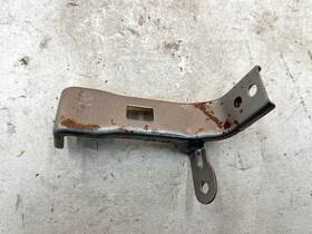 Tk48-55469 Mazda 16-23 Cx-9 Cx9 Front Right Pass Rh Side Dashboard Lower Bracket Mount Oem