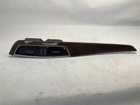 2046801571 Mercedes-benz 12-14 W204 C-class Center Dash Air Ac A/c Heater Vent Grille With Trim Q