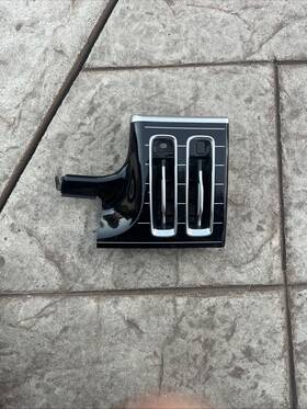 2236807705 Mercedes-benz Front Dash Air Vent Trim Bar Panel Oem S500 W223 2022 2236807705 Mercedes-benz Front Dash Air Vent Trim Bar Panel Oem S500 W223 2022
