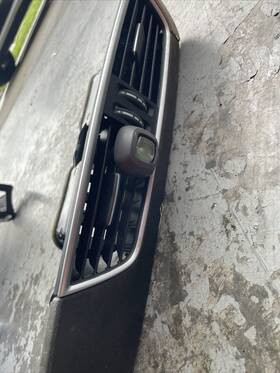 A2048308054 Mercedes-benz C Class W204 Saloon Centre Dash Vents And Surround