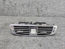 A2188300754 Mercedes-benz Front Dash Air Ac Vent Grill Clock W218 Cls400 Cls63 Cls550 Oem A2188300754 Mercedes-benz Front Dash Air Ac Vent Grill Clock W218 Cls400 Cls63 Cls550 Oem