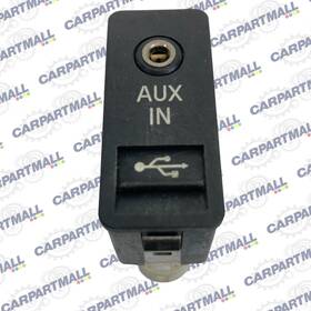 61319129651 Mini 08-10 Cooper Dash Lower Aux Port Usb Plug Input Jack Connector