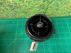 9813167 Mini Cooper 11-16 Countryman Dash Board Passenger Side Ac Air Vent Oem