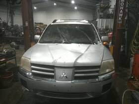 260.ms1504 Mitsubishi Endeavor 2004 Glove Box 118080