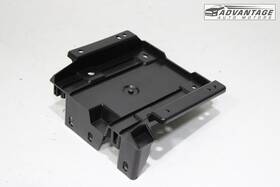8781a147 Mitsubishi 2017-20 Outlander Dash Center Console Bezel Holder Panel Bracket Oem
