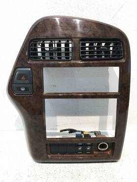 0w000 Nissan 68260 1996-2000 Pathfinder Dash Radio Bezel With Center Vents Heated Seat Buttons