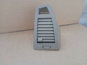 68760-zb022 Nissan 2004-2006 Oem Altima Passenger Side Front Dash Air Vents Blond/ Tan